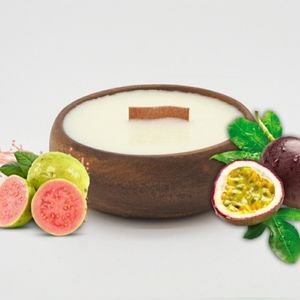 Hawaiian PASSIONFRUIT & GUAVA Candle in Beautiful Acacia Bowl-Tropical Beach,5oz